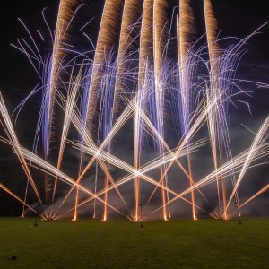 Foto's Magnum Vuurwerk / Vuurwerkexpert.