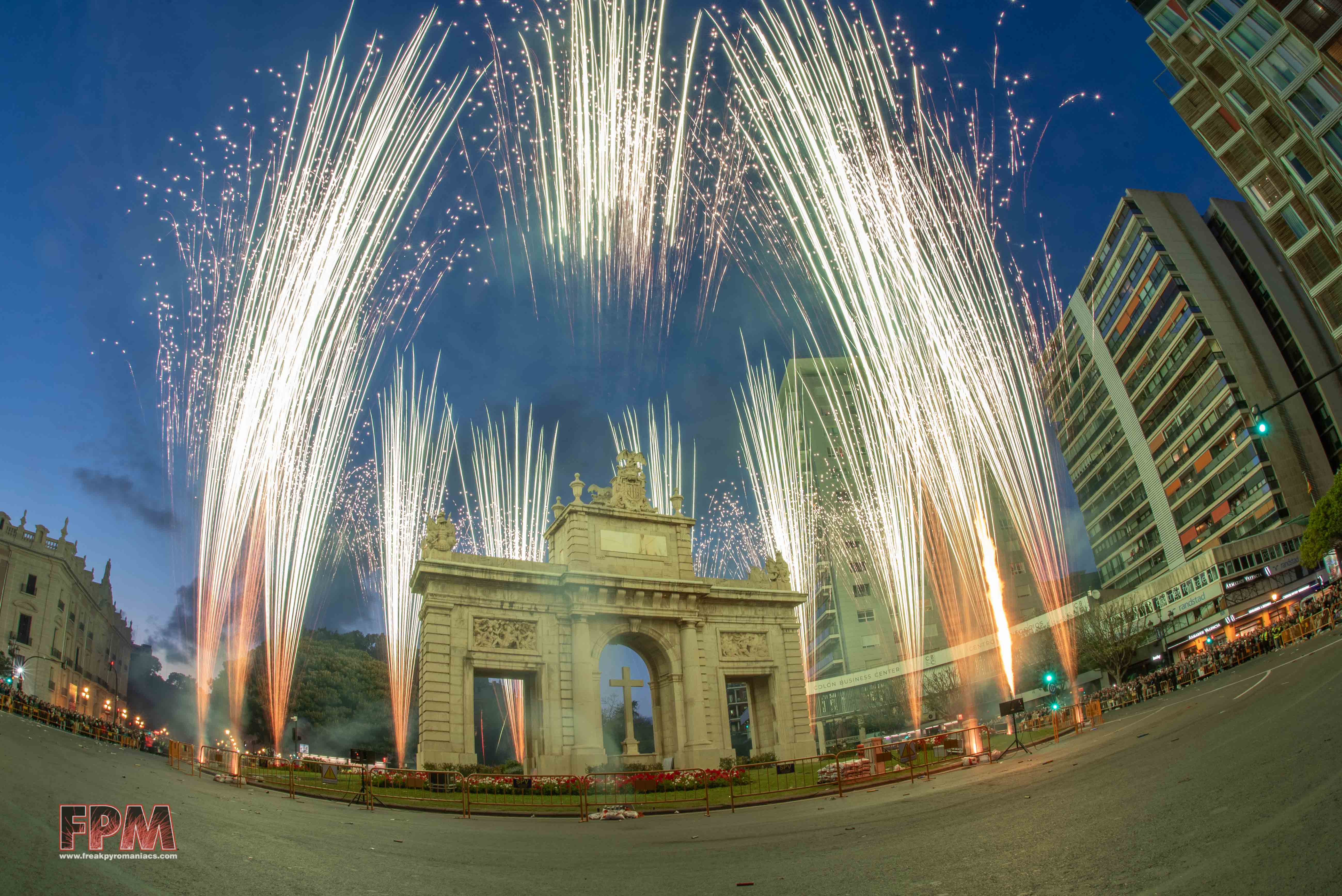 Cabalgata del Fuego - Pirotecnia Vulcano